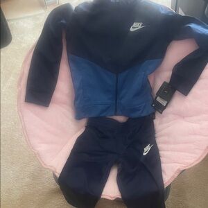 Nike Navy and Royal Blue Athletic Set